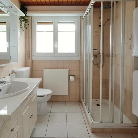 Apartmán - 100m Von Der Talstation Aletsch Bahnen Und Bahnhof Fiesch, Ausgangslage *